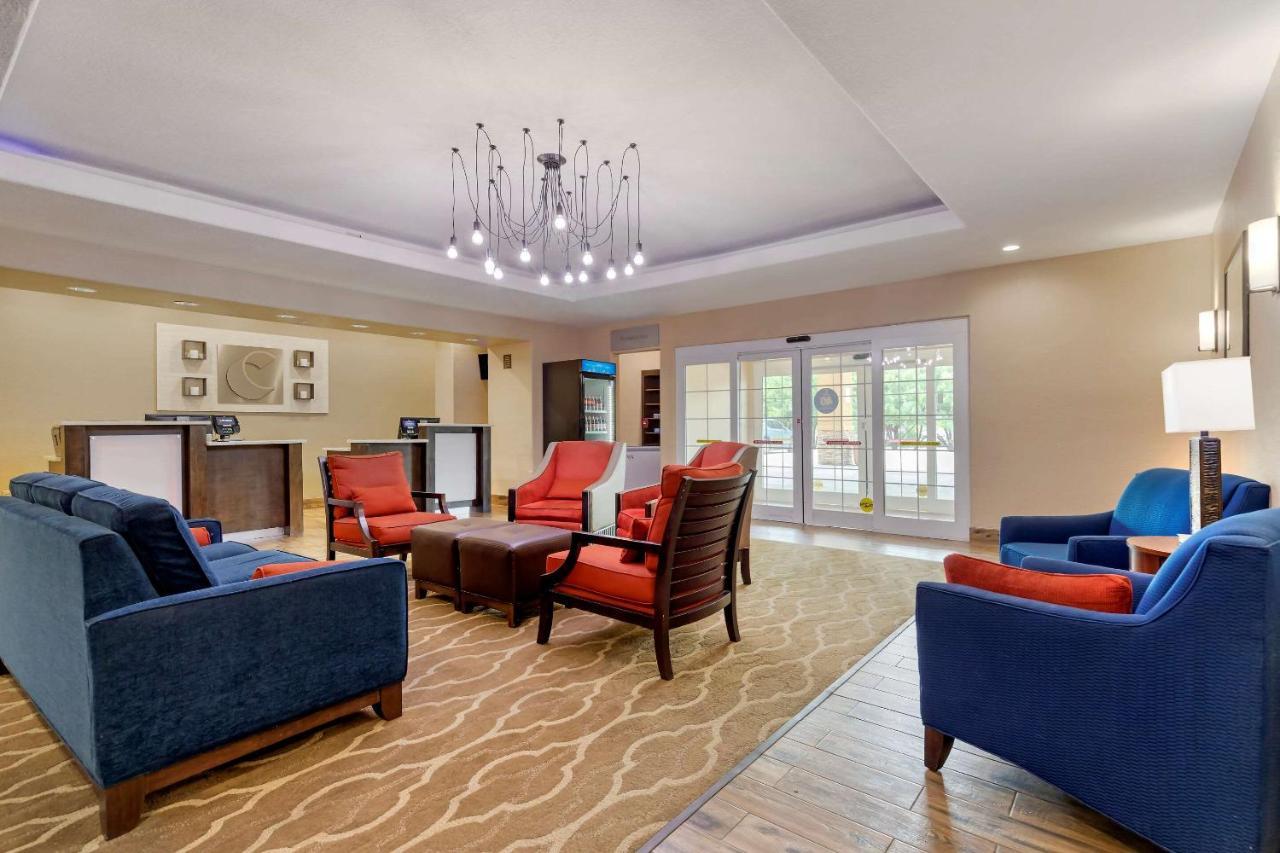 סן אנטוניו Comfort Inn & Suites Near Six Flags & Medical Center מראה חיצוני תמונה