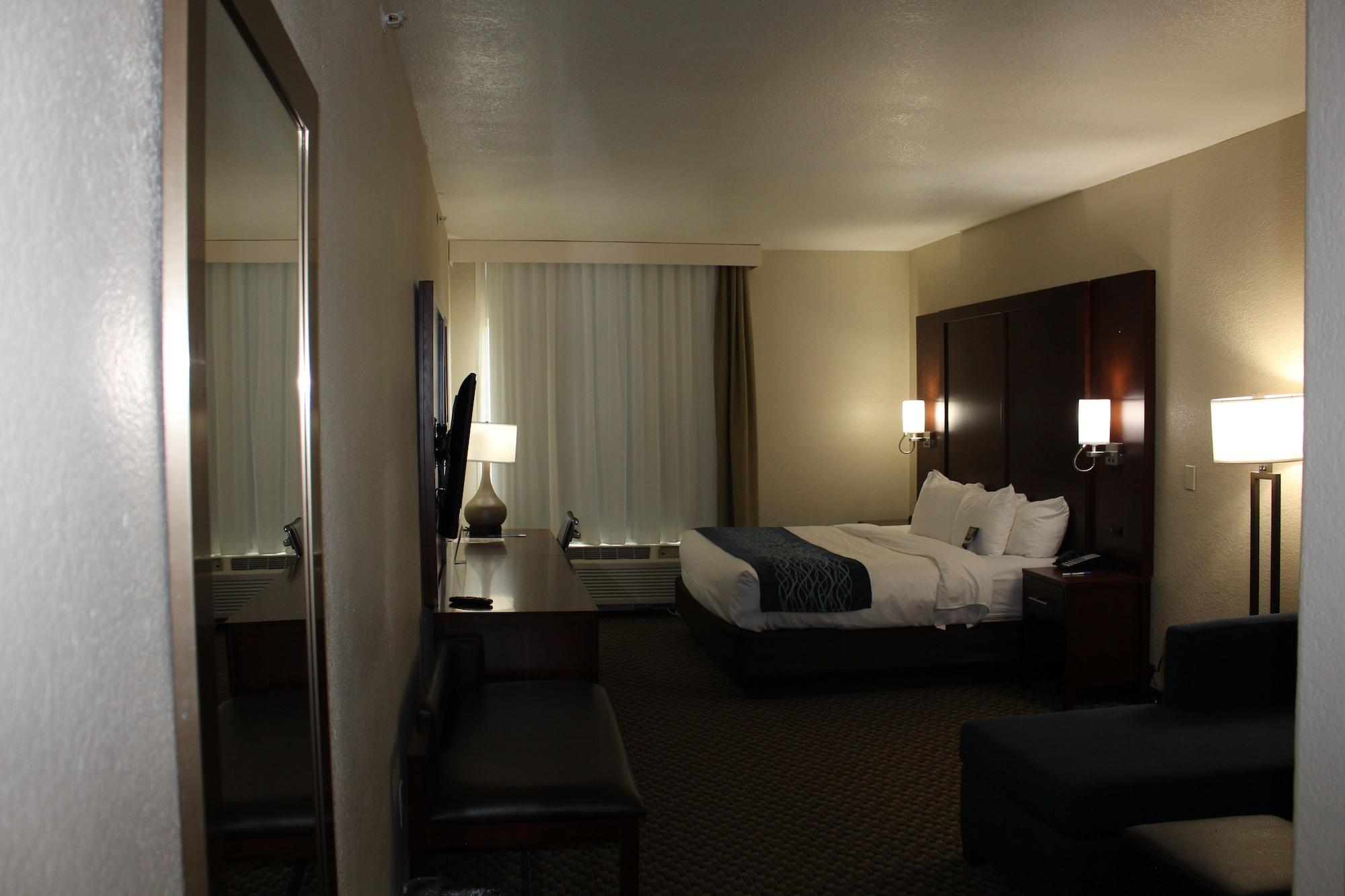 סן אנטוניו Comfort Inn & Suites Near Six Flags & Medical Center מראה חיצוני תמונה